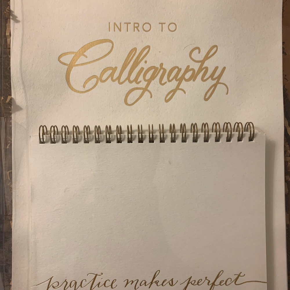Laura Hooper Calligraphy Set - Picture 9 of 10